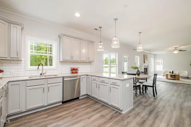 $569,900 | 104 Buckhaven Court, Apex, NC 27502