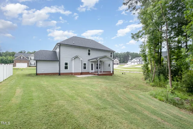 $562,900 | 104 Buckhaven Court, Apex, NC 27502