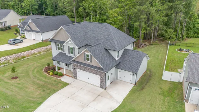 $569,900 | 104 Buckhaven Court, Apex, NC 27502