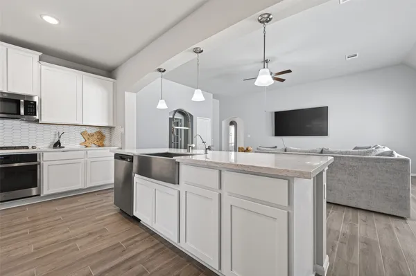 $2,250 | 11676 Whirlaway Drive, Willis, TX 77318