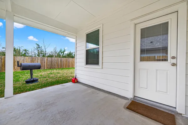 $2,250 | 11676 Whirlaway Drive, Willis, TX 77318