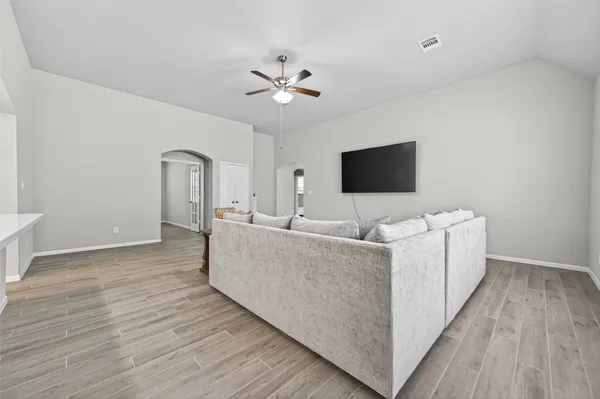 $2,250 | 11676 Whirlaway Drive, Willis, TX 77318