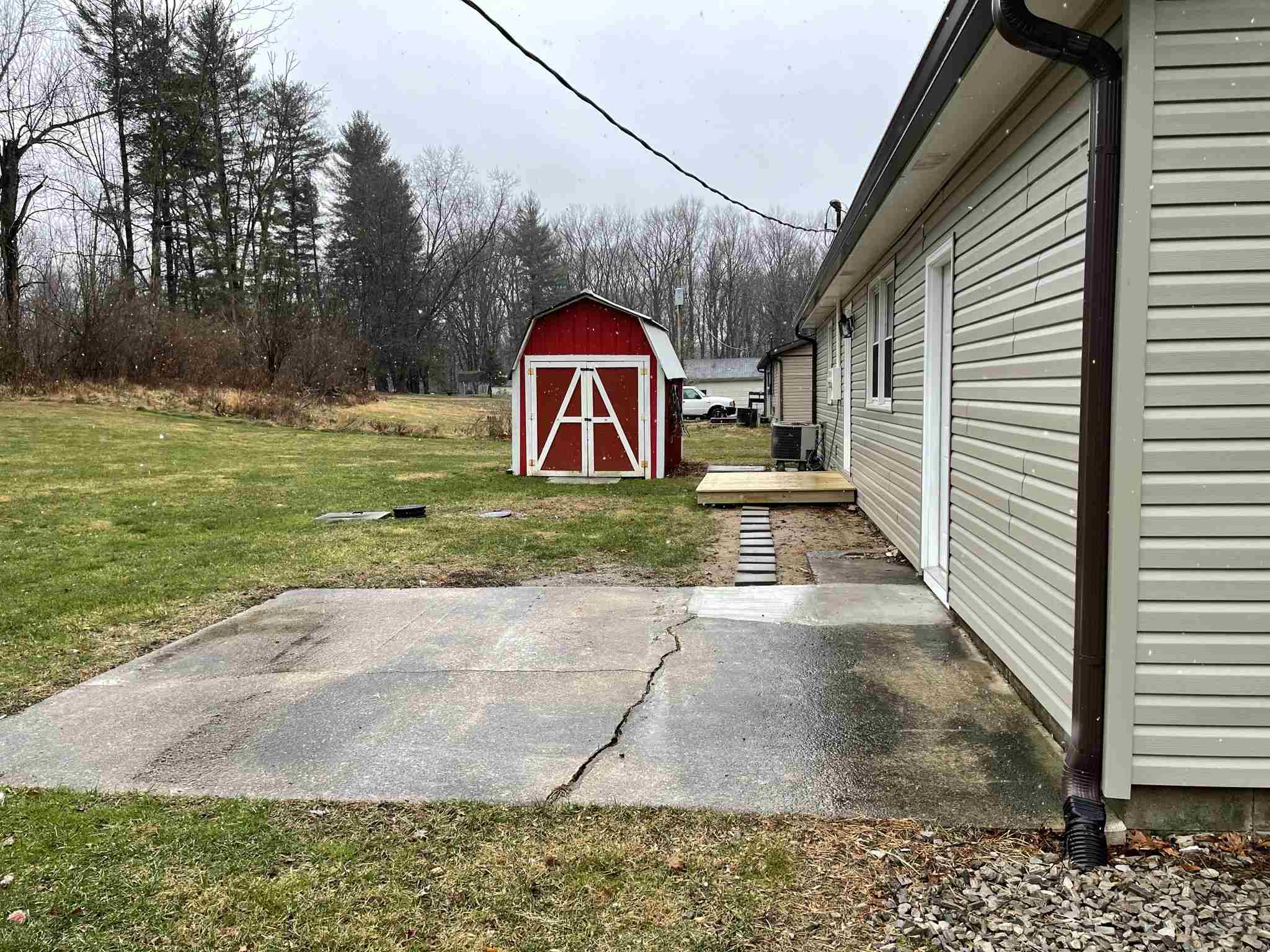 1719 South Ridgeview Road Logansport, IN 46947 - Photo 4 of 22 Gallery Image 4