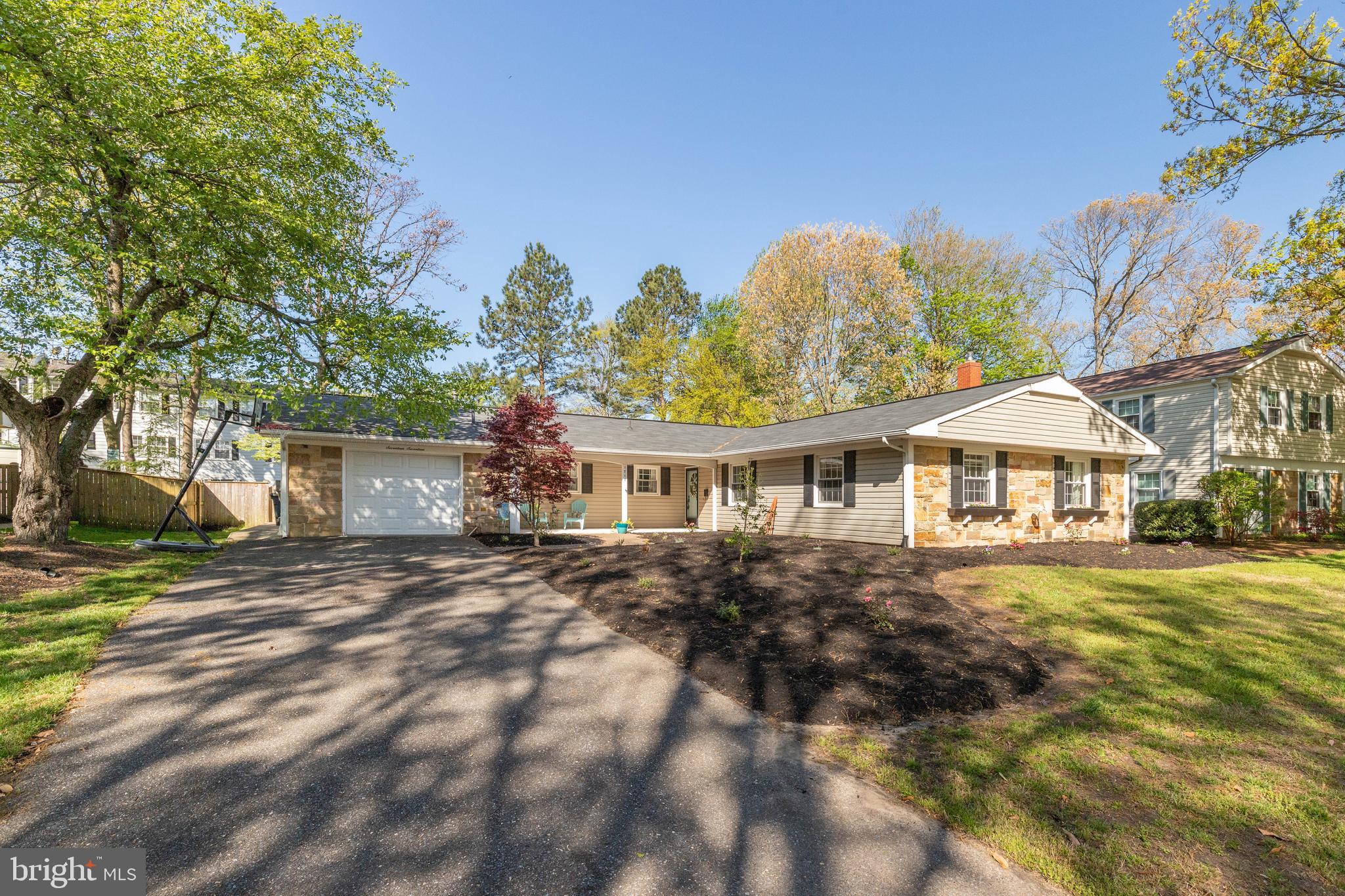 1717 Tarleton Way Crofton, MD 21114 - Photo 2 of 45 Gallery Image 2