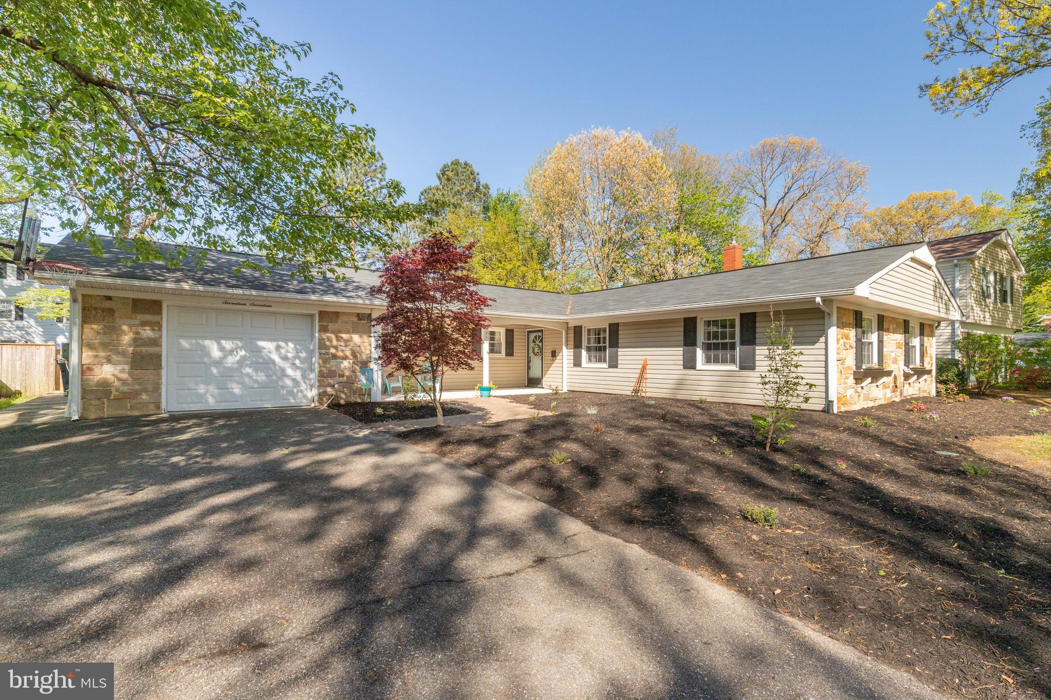 1717 Tarleton Way Crofton, MD 21114 - Photo 5 of 45 Gallery Image 5