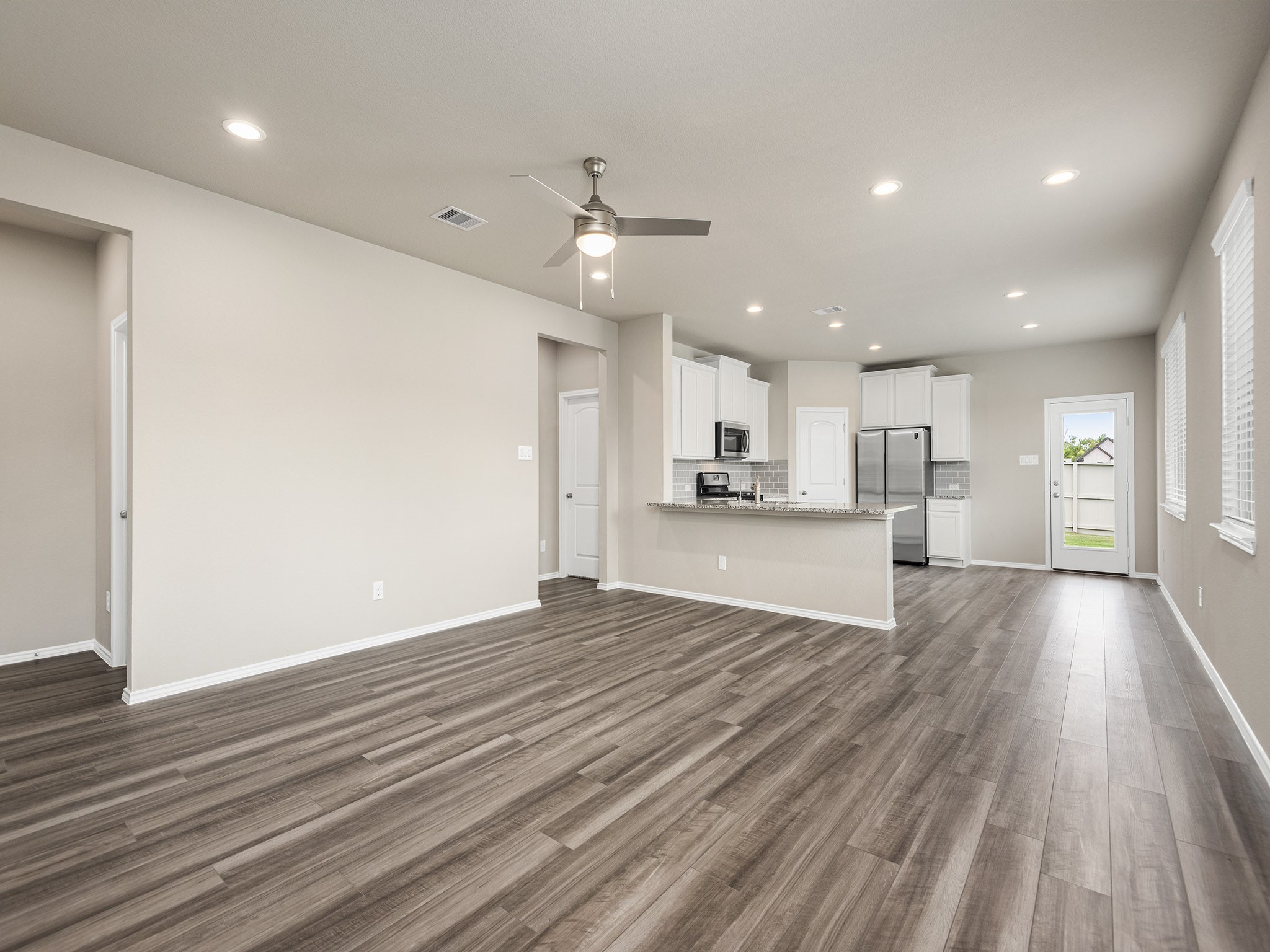 9278 Inland Leather Lane Conroe, TX 77385 - Photo 9 of 35 Lots of natural light