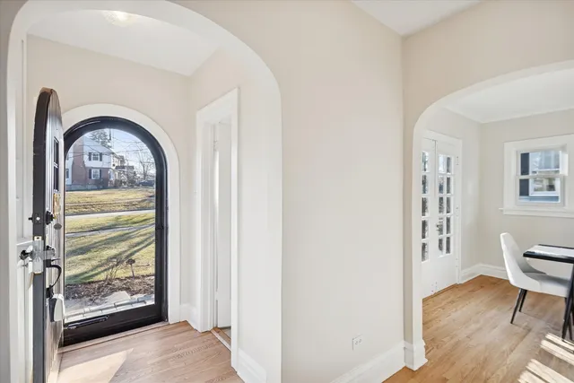 $539,000 | 606 Elm Street, Glen Ellyn, IL 60137