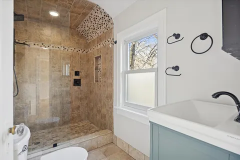 $539,000 | 606 Elm Street, Glen Ellyn, IL 60137