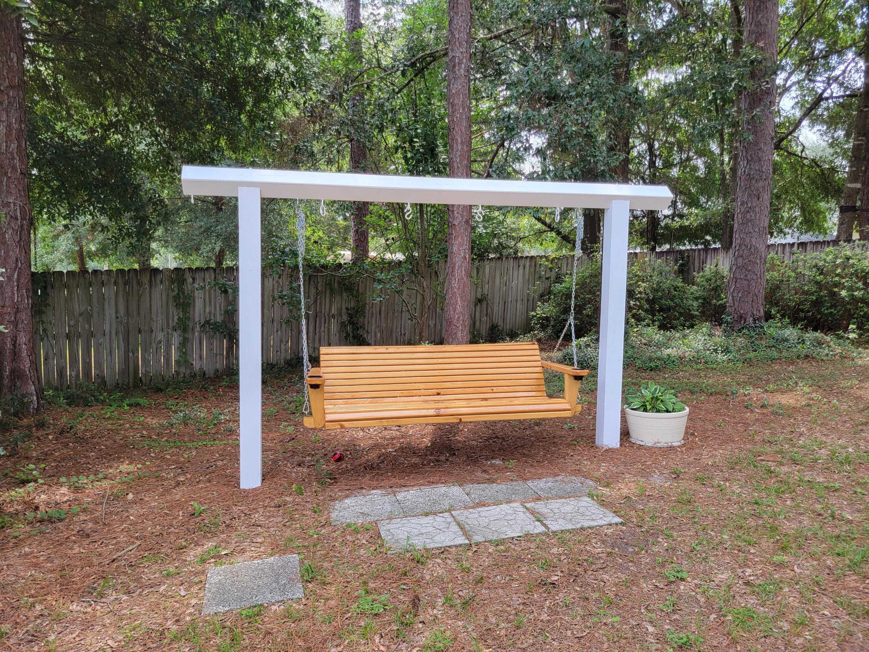 381 John King Road Crestview, FL 32539 - Photo 26 of 34 Swing