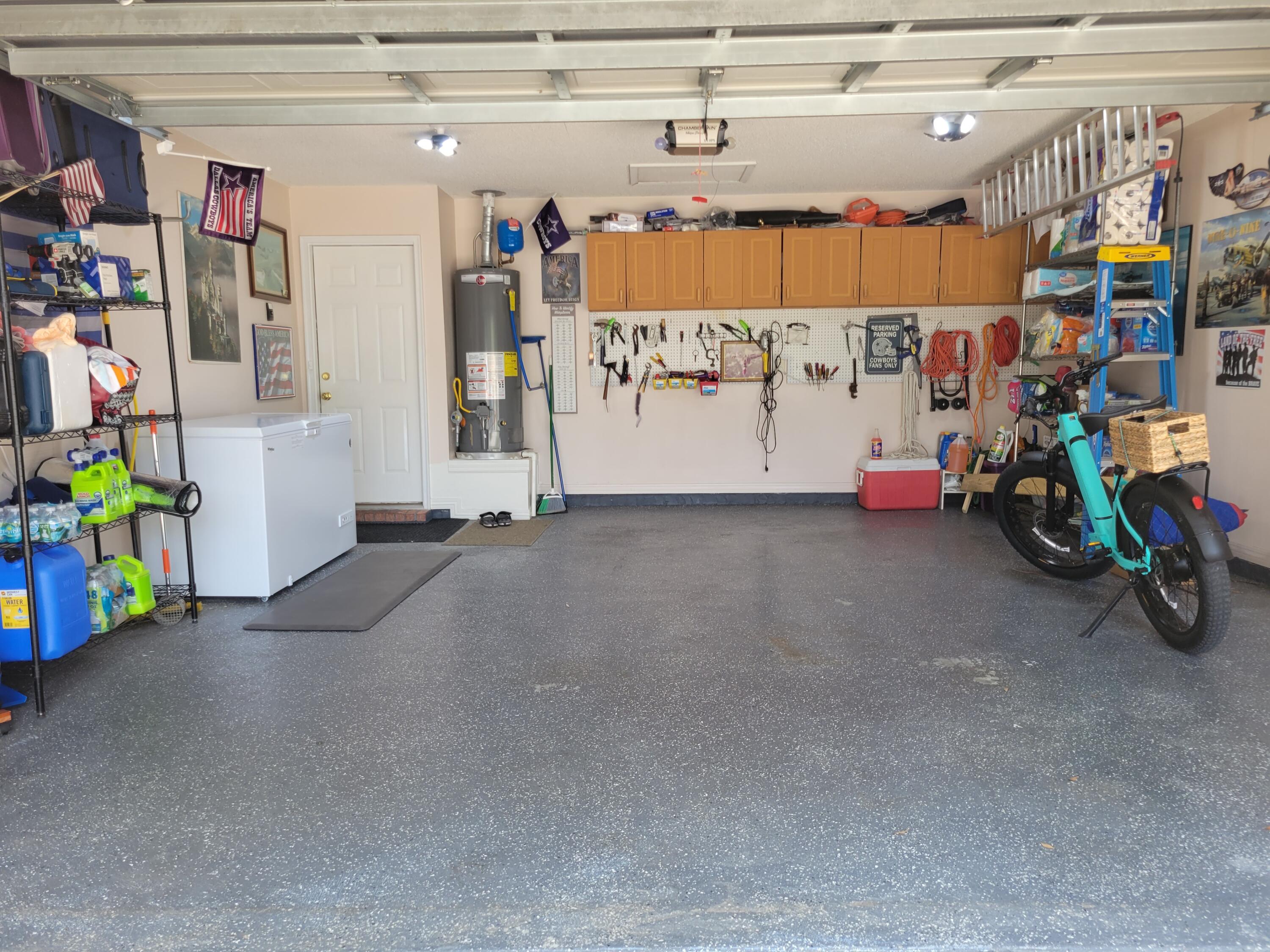 381 John King Road Crestview, FL 32539 - Photo 33 of 34 Garage