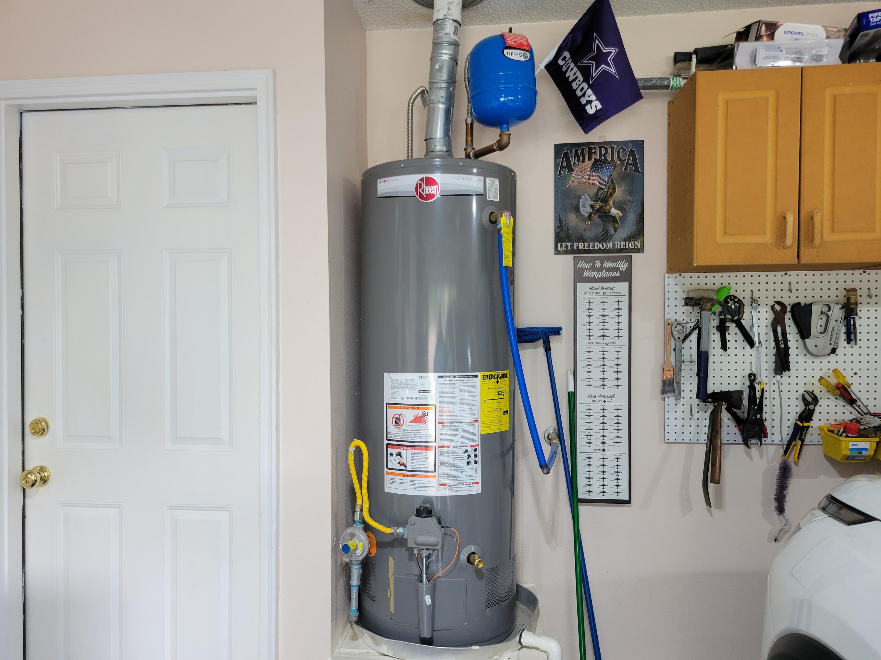 381 John King Road Crestview, FL 32539 - Photo 34 of 34 Water heater