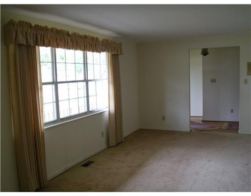 2825 Derr Road Springfield, OH 45503 - Photo 2 of 18 Gallery Image 2