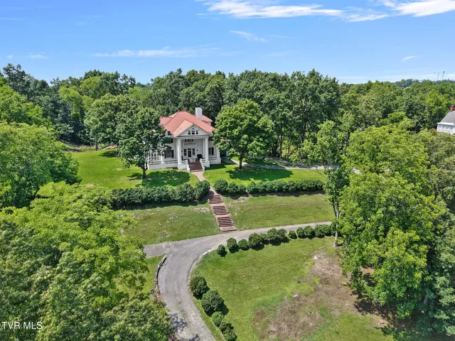 $1,350,000 | 412 South Main Street, Greeneville, TN 37743