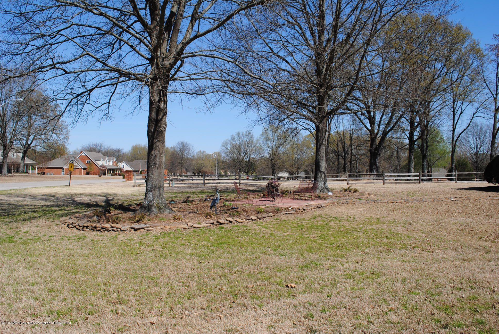 5530 Malone Road Olive Branch, MS 38654 - Photo 3 of 26 DSC_0934