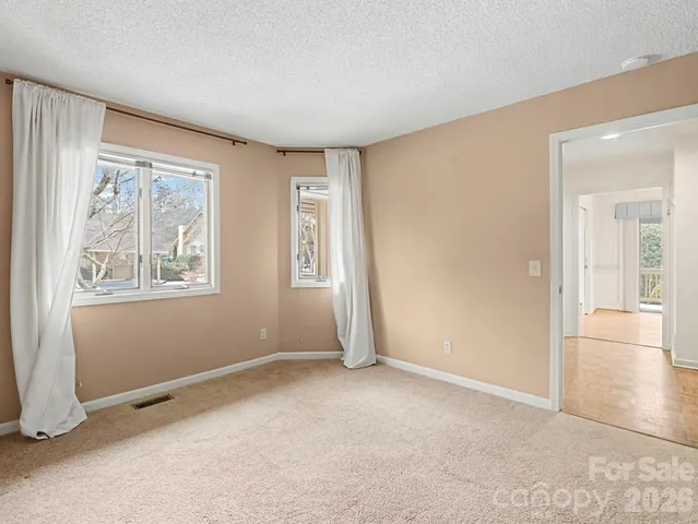 $380,000 | 605 Red Oak Drive, Hendersonville, NC 28791