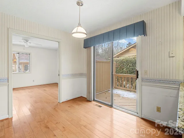 $380,000 | 605 Red Oak Drive, Hendersonville, NC 28791