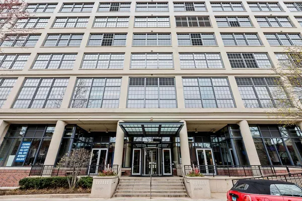 $6,500 | 900 North Kingsbury Street, Unit 1166, Chicago, IL 60610