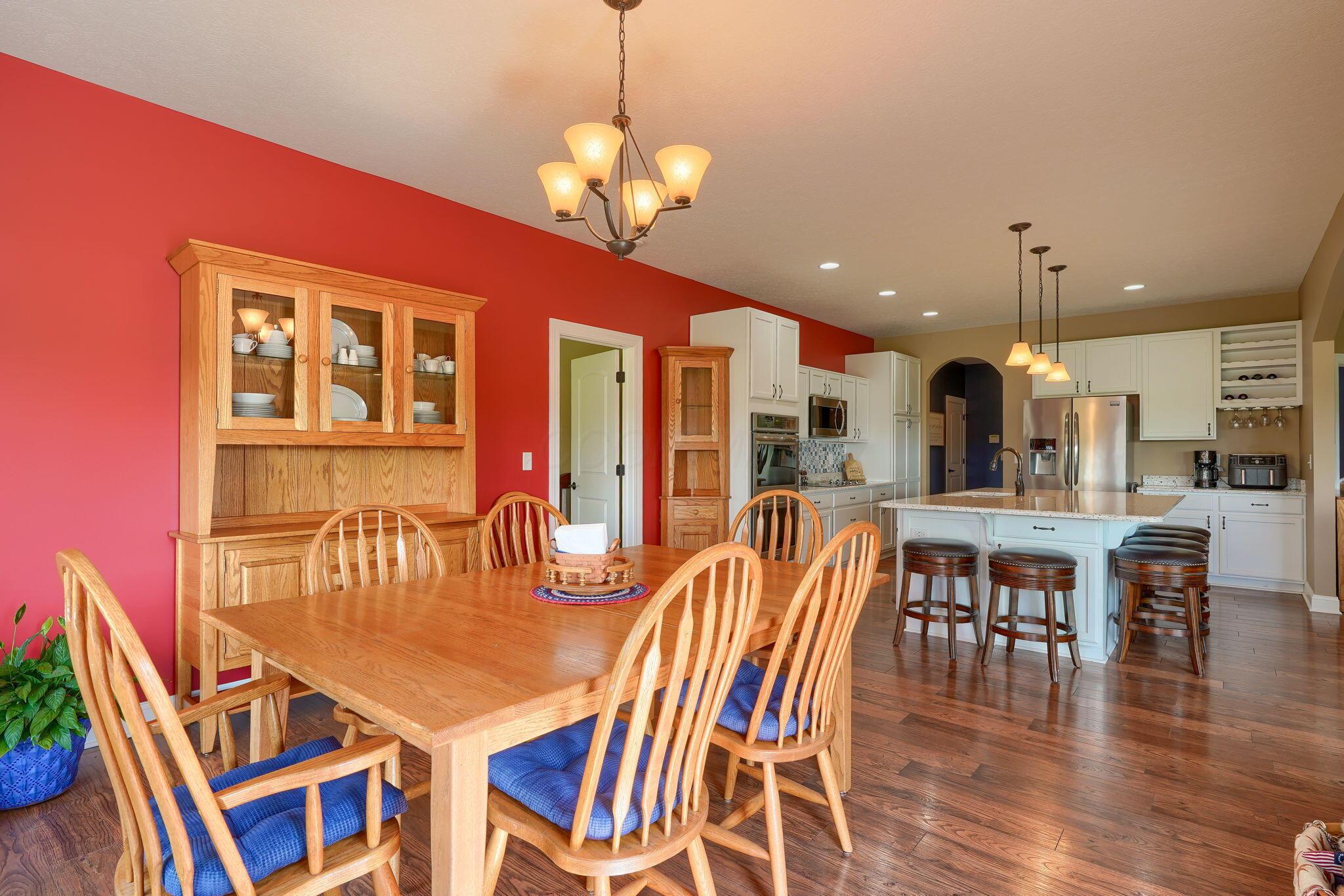 6223 Wilson Road Northwest Lancaster, OH 43130 - Photo 33 of 111 Room for sitting area and large dining table