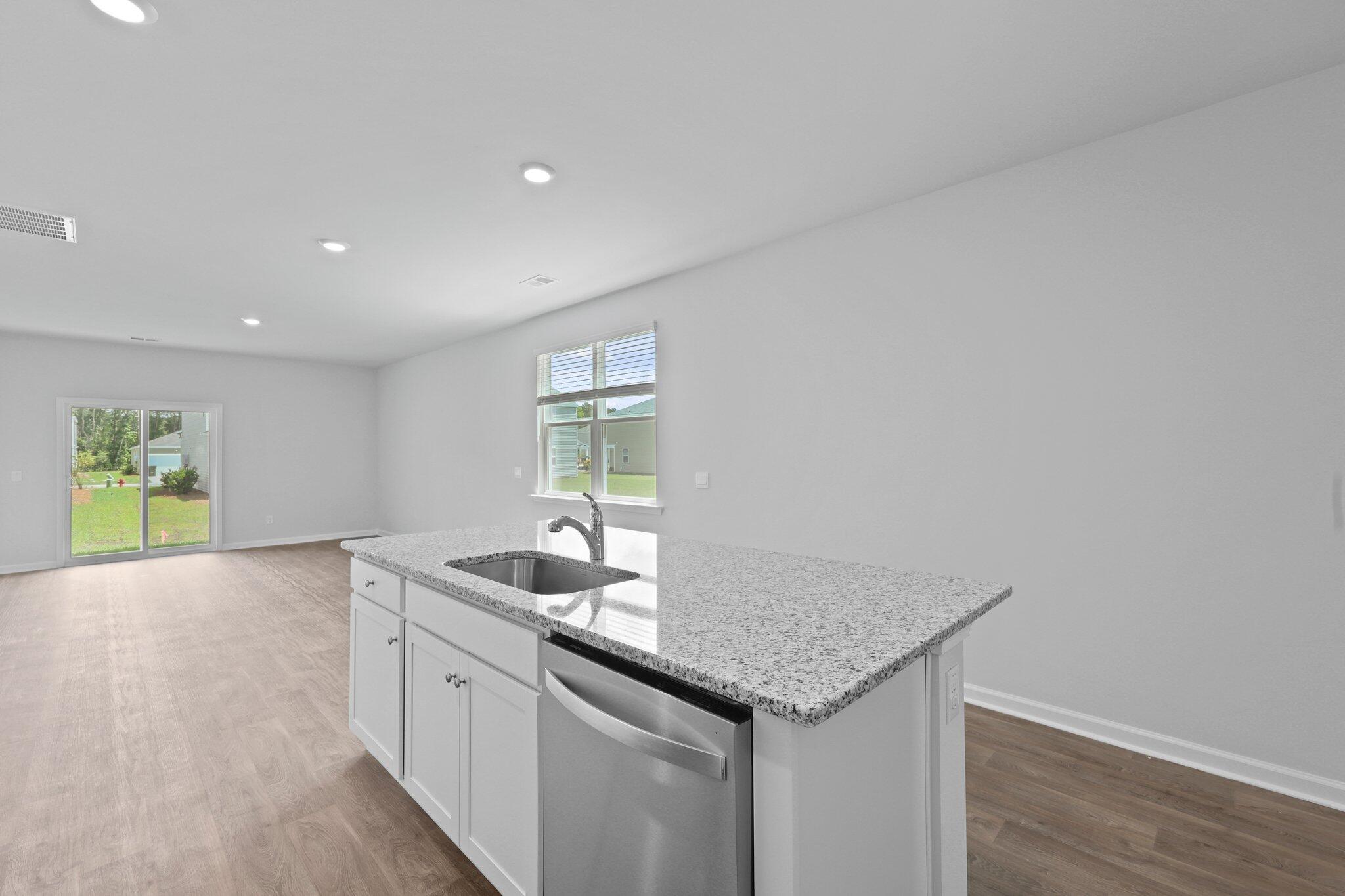 195 Horizon Rdg Drive Summerville, SC 29486 - Photo 18 of 26 10-web-or-mls-RU4A0020