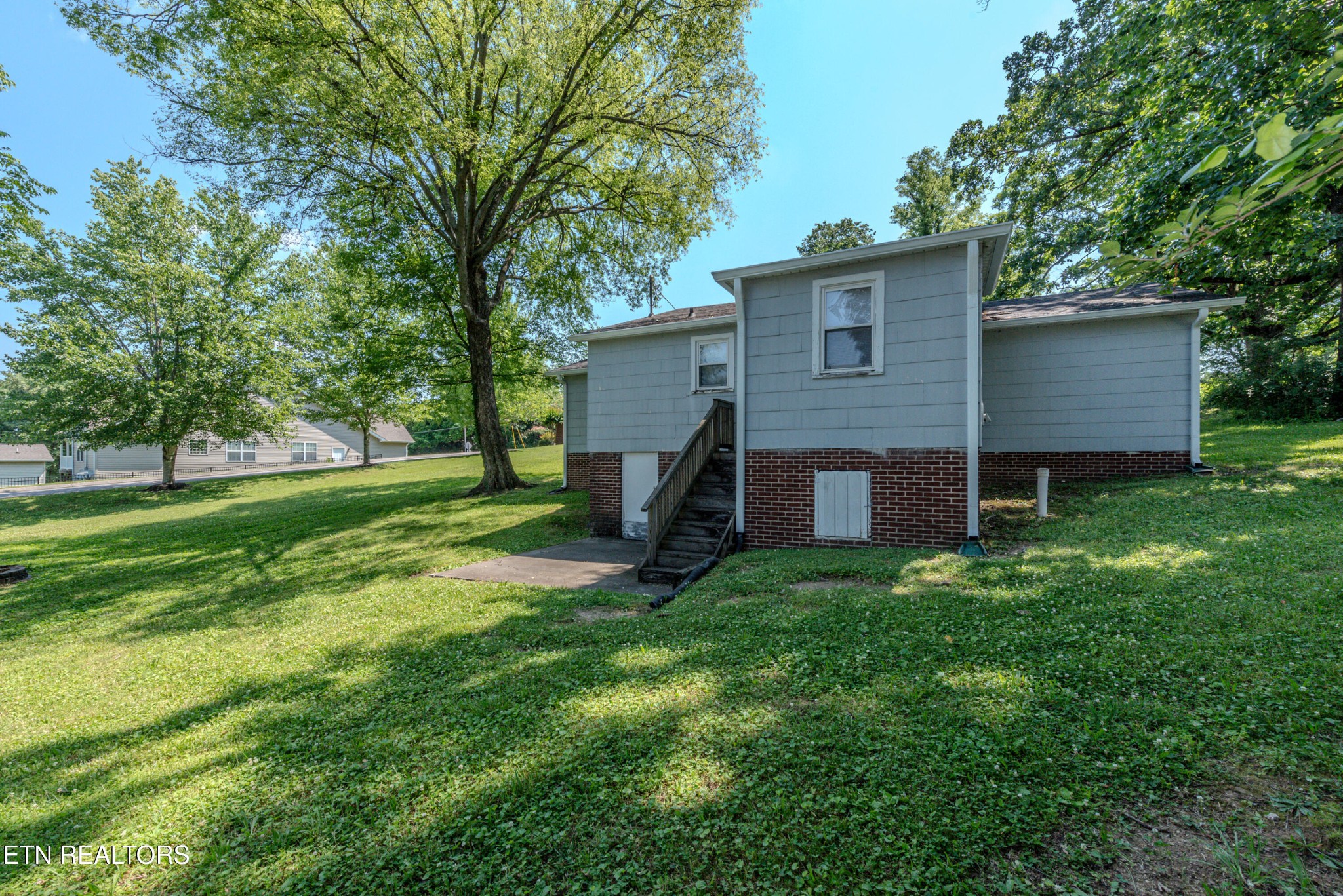 609 Watkins Road Maryville, TN 37801 - Photo 33 of 36 Gallery Image 33