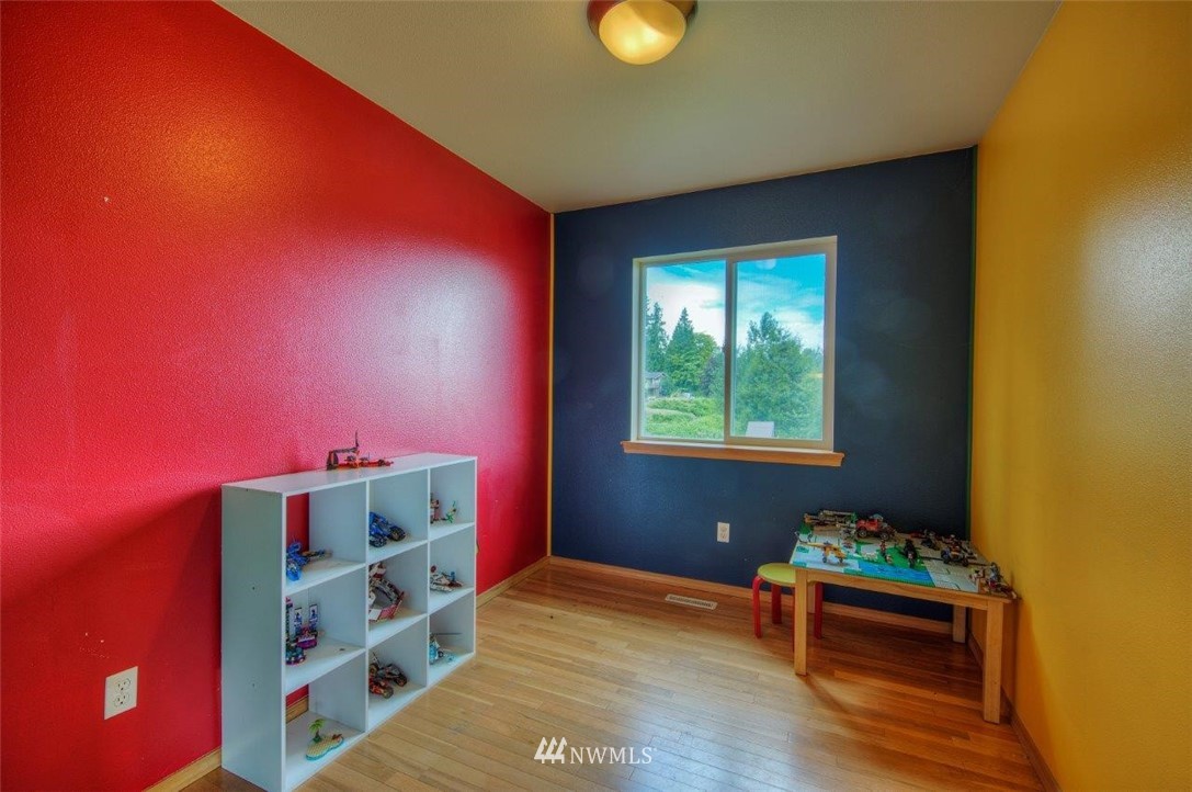 21515 Connells Prairie Road Buckley, WA 98321 - Photo 16 of 34 Gallery Image 16
