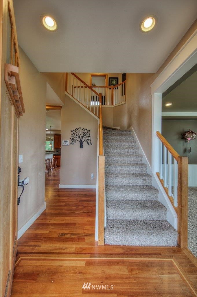 21515 Connells Prairie Road Buckley, WA 98321 - Photo 3 of 34 Gallery Image 3