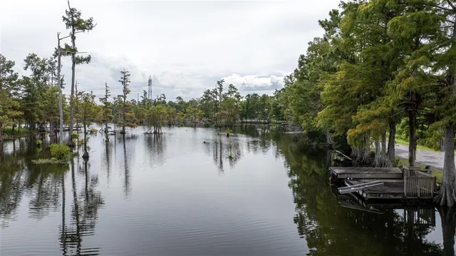 $5,500 | 5004 Cypress Lake Drive, Lake Charles, LA 70611