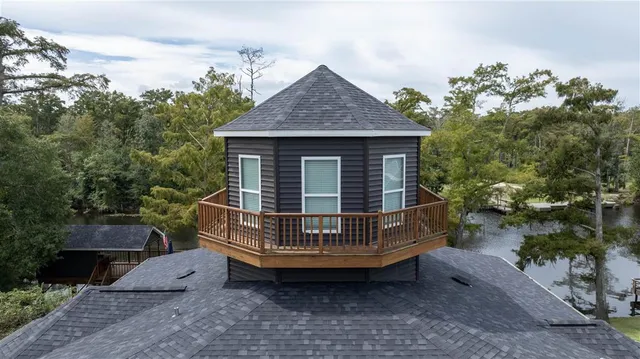 $5,500 | 5004 Cypress Lake Drive, Lake Charles, LA 70611