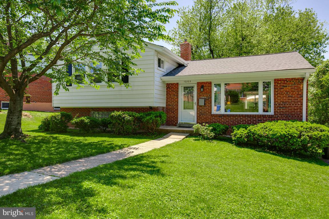 10205 Folk Street Silver Spring, MD 20902 - Photo 1 of 31 Gallery Image 1