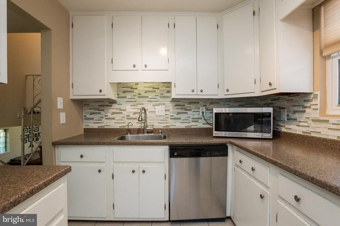 10205 Folk Street Silver Spring, MD 20902 - Photo 13 of 31 Gallery Image 13