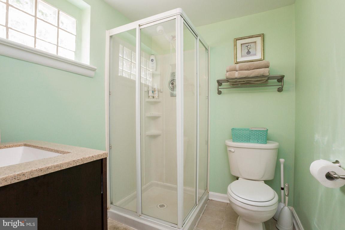 10205 Folk Street Silver Spring, MD 20902 - Photo 26 of 31 Gallery Image 26