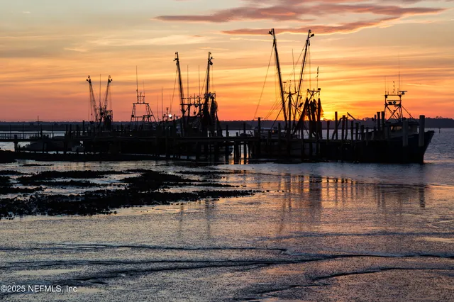 $325,000 | 903 Someruelus Street, Fernandina Beach, FL 32034