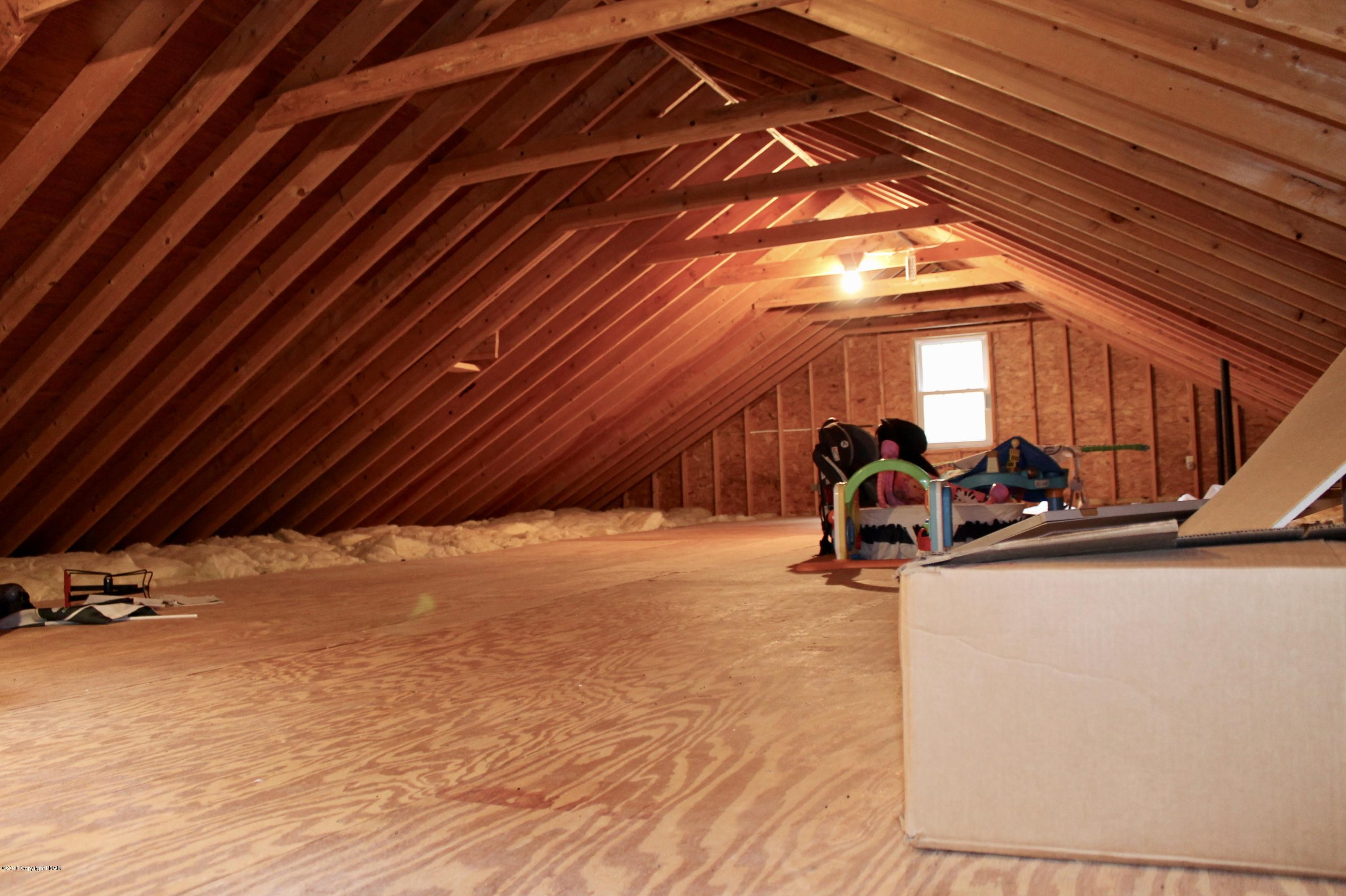 625 Balin Lane Tamiment, PA 18371 - Photo 21 of 25 Walk up Unfinished Attic