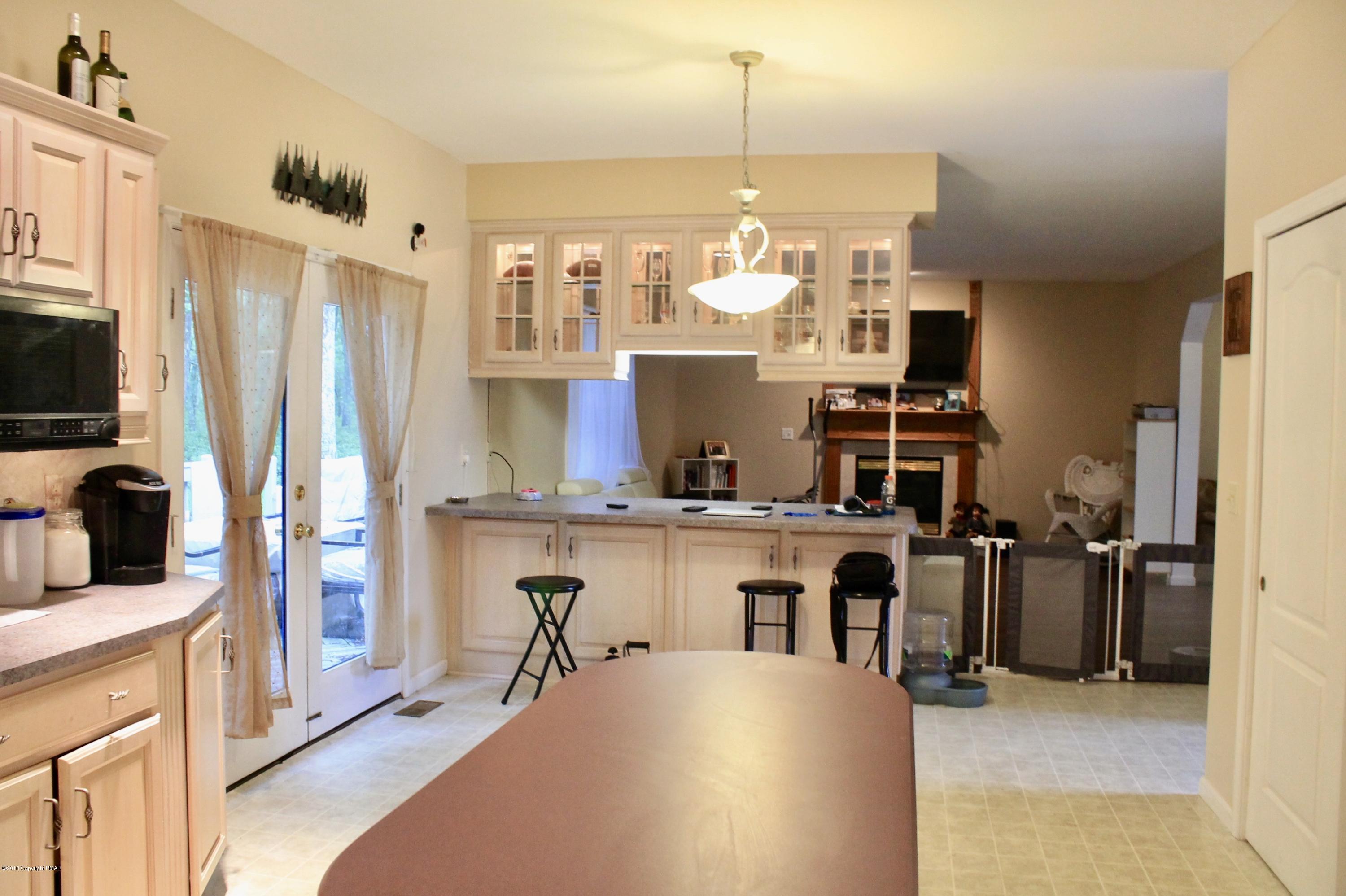 625 Balin Lane Tamiment, PA 18371 - Photo 4 of 25 Kitchen View to living Space