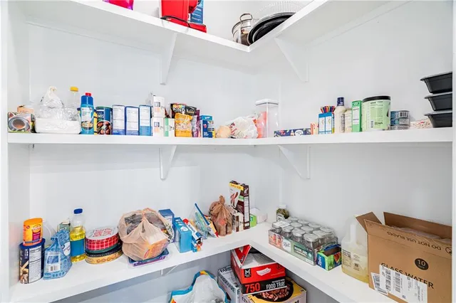 $335,000 | 141 Oak Moss Drive, Laplace, LA 70068