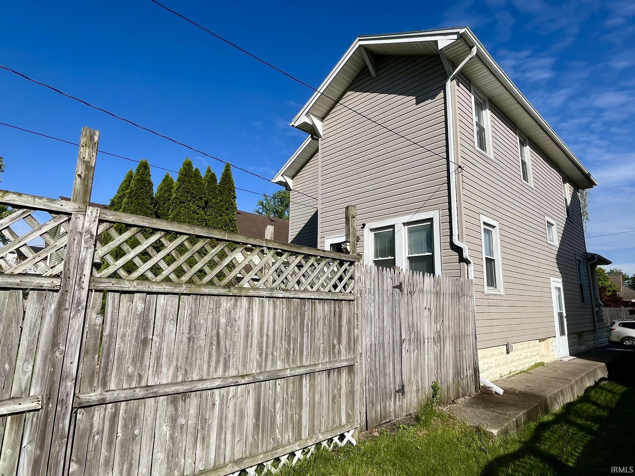 405 East Main Street Peru, IN 46970 - Photo 6 of 35
