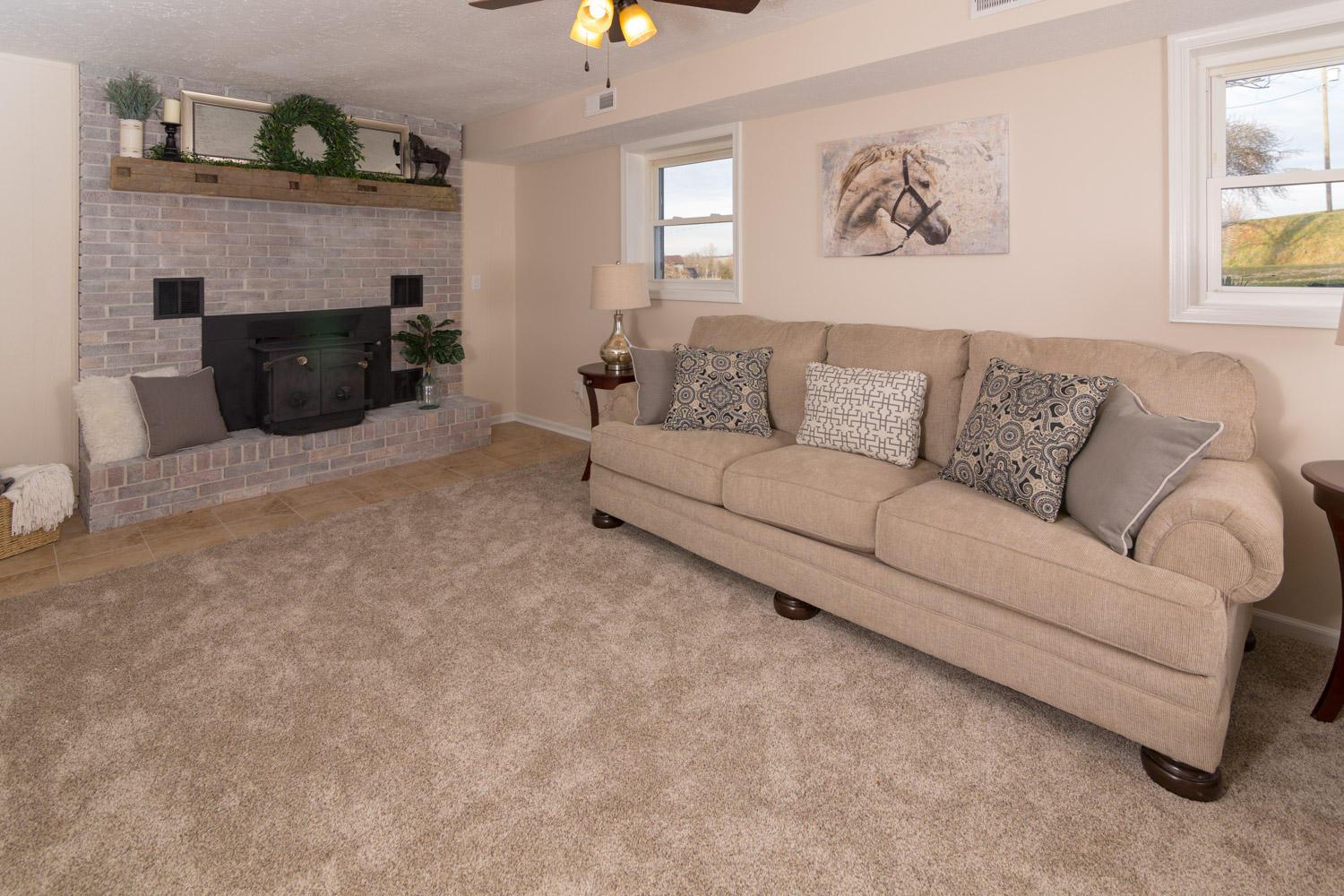 19360 Bell Church Road Utica, OH 43080 - Photo 12 of 32