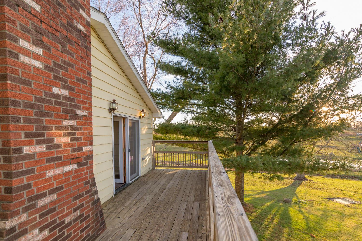 19360 Bell Church Road Utica, OH 43080 - Photo 18 of 32