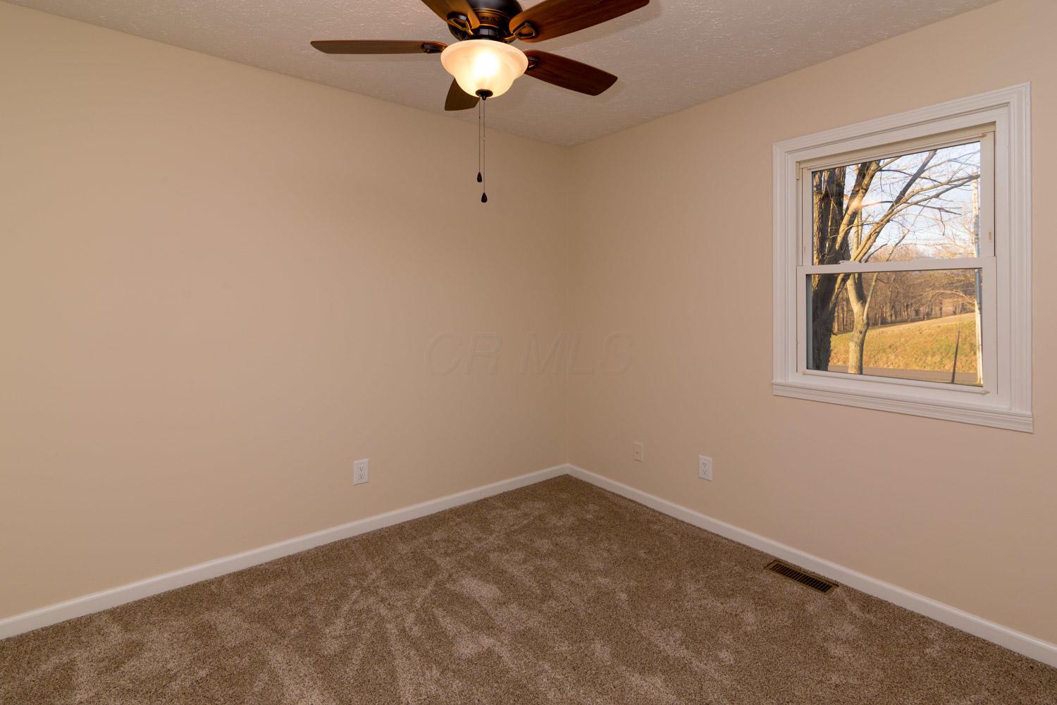 19360 Bell Church Road Utica, OH 43080 - Photo 20 of 32