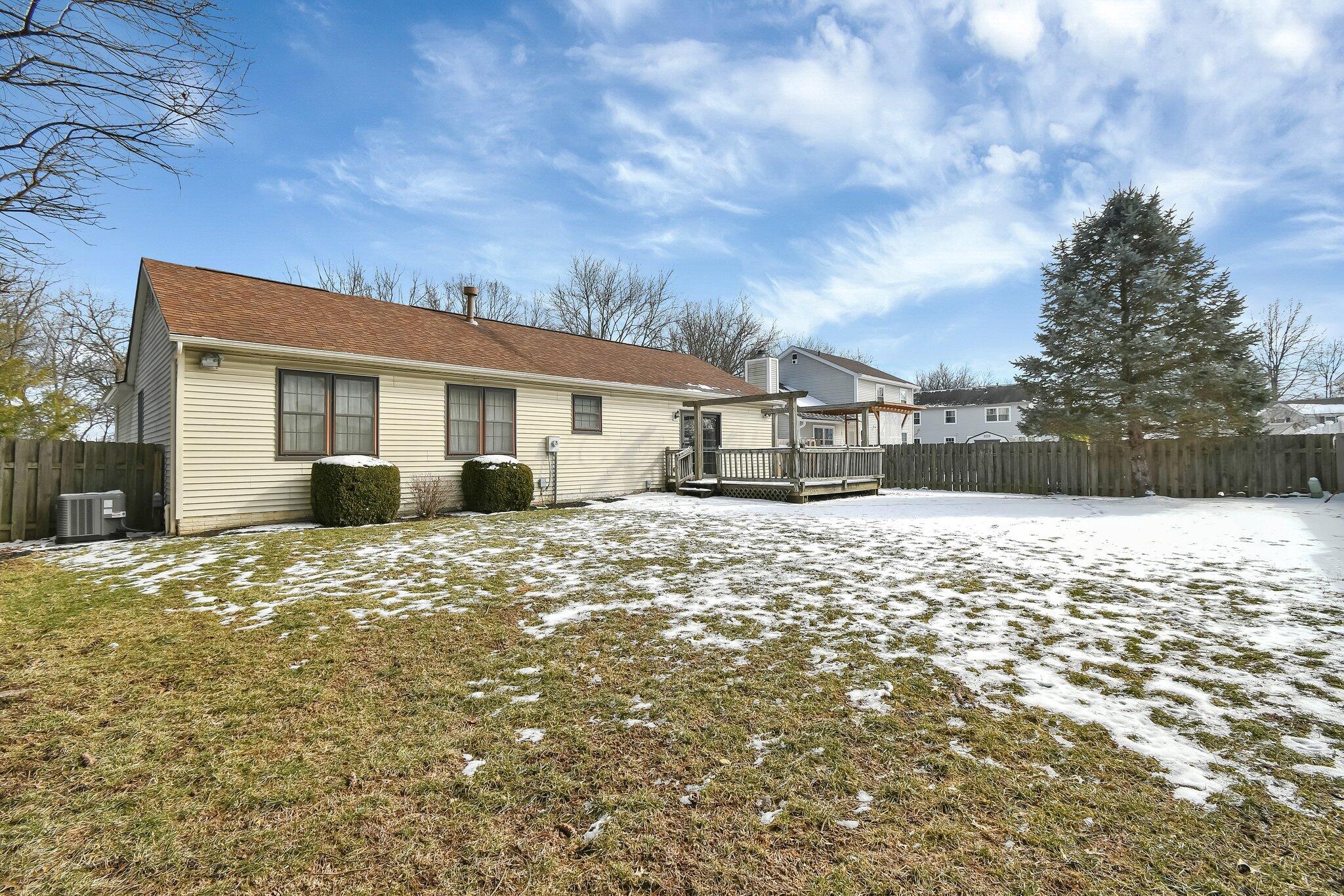 271 Rosehill Road Reynoldsburg, OH 43068 - Photo 17 of 20 Back of House