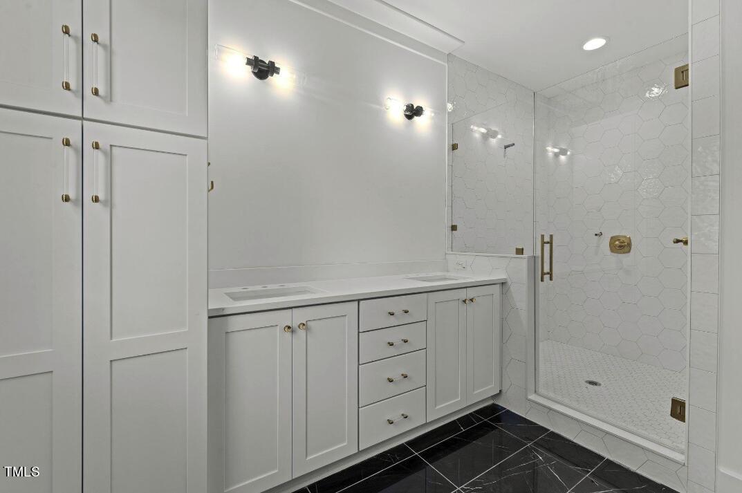 1435 Nottingham Road Raleigh, NC 27607 - Photo 24 of 48 a view of a bathroom with shower