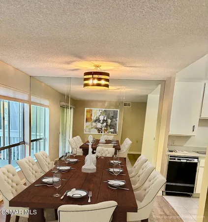 $2,350 | 286 Oak Leaf Drive, Unit 23, Thousand Oaks, CA 91360