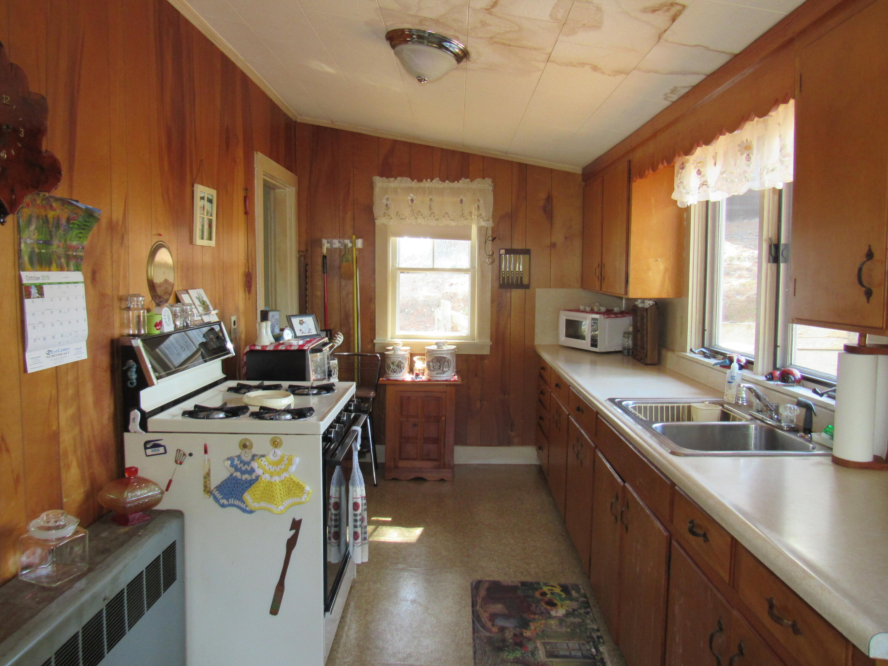 4 Rowell Road Hampden, ME 04444 - Photo 5 of 32 IMG_2483