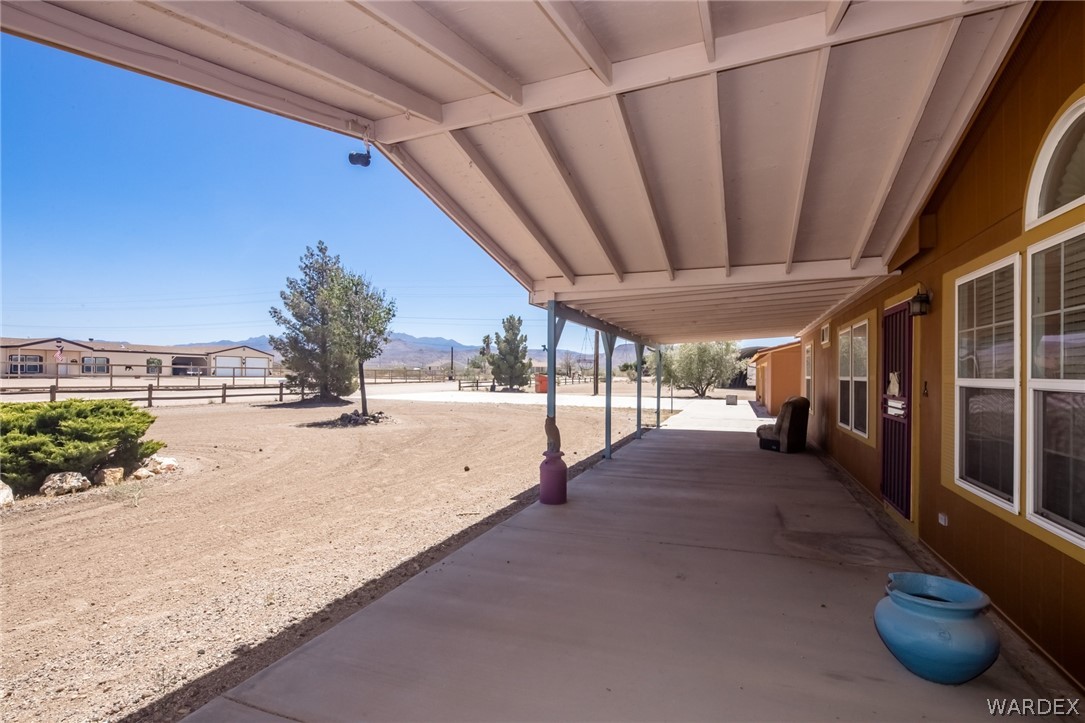2956 West Carmichael Road Golden Valley, AZ 86413 - Photo 13 of 63