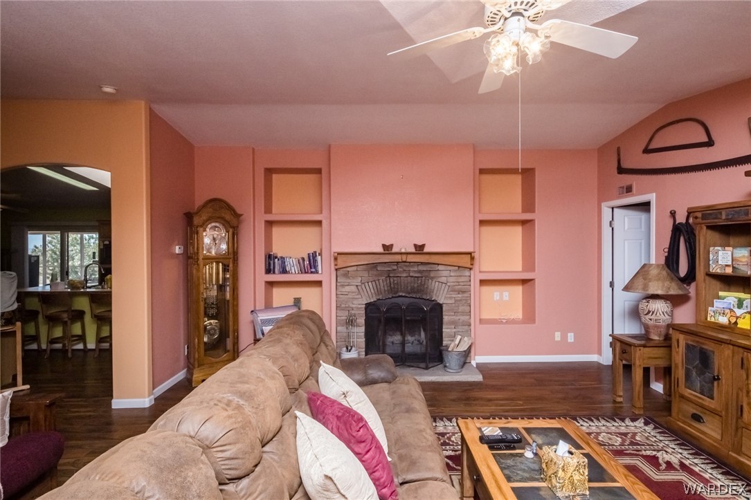 2956 West Carmichael Road Golden Valley, AZ 86413 - Photo 18 of 63