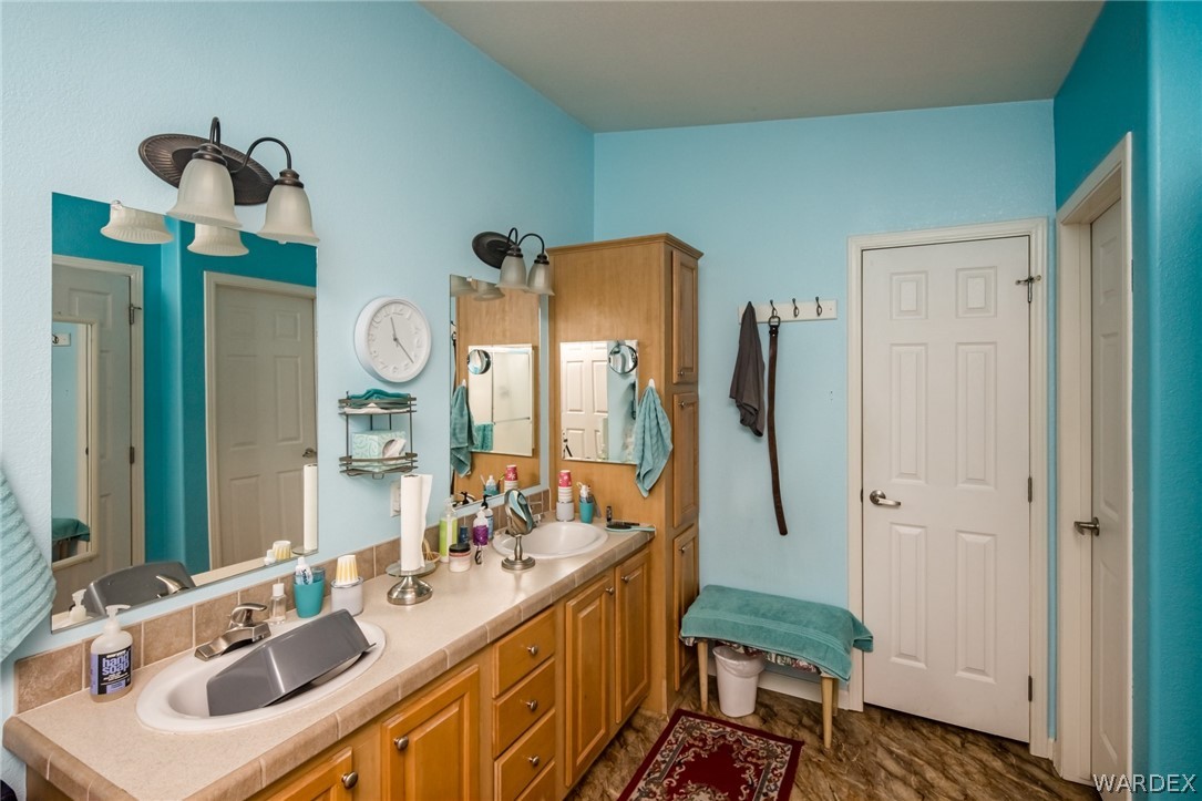 2956 West Carmichael Road Golden Valley, AZ 86413 - Photo 37 of 63
