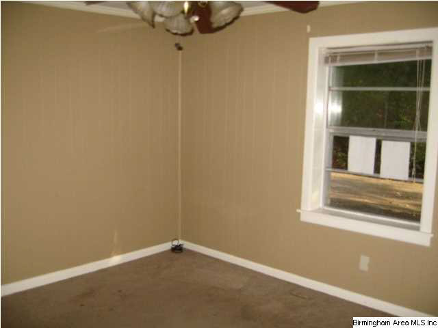 136 Kay Street Pell City, AL 35128 - Photo 5 of 8