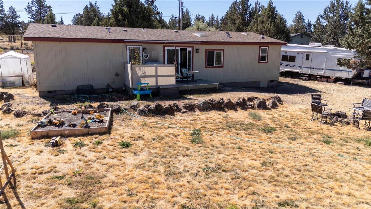13770 Southwest Cinder Cone Loop Terrebonne, OR 97760 - Photo 29 of 41