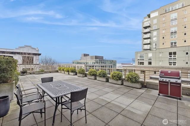 a view of a tall building