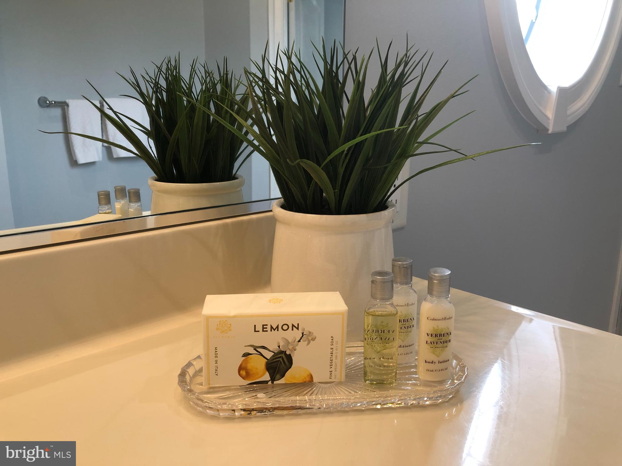 2613 Commander Davis Drive Edgewater, MD 21037 - Photo 18 of 24 a close view of dining table